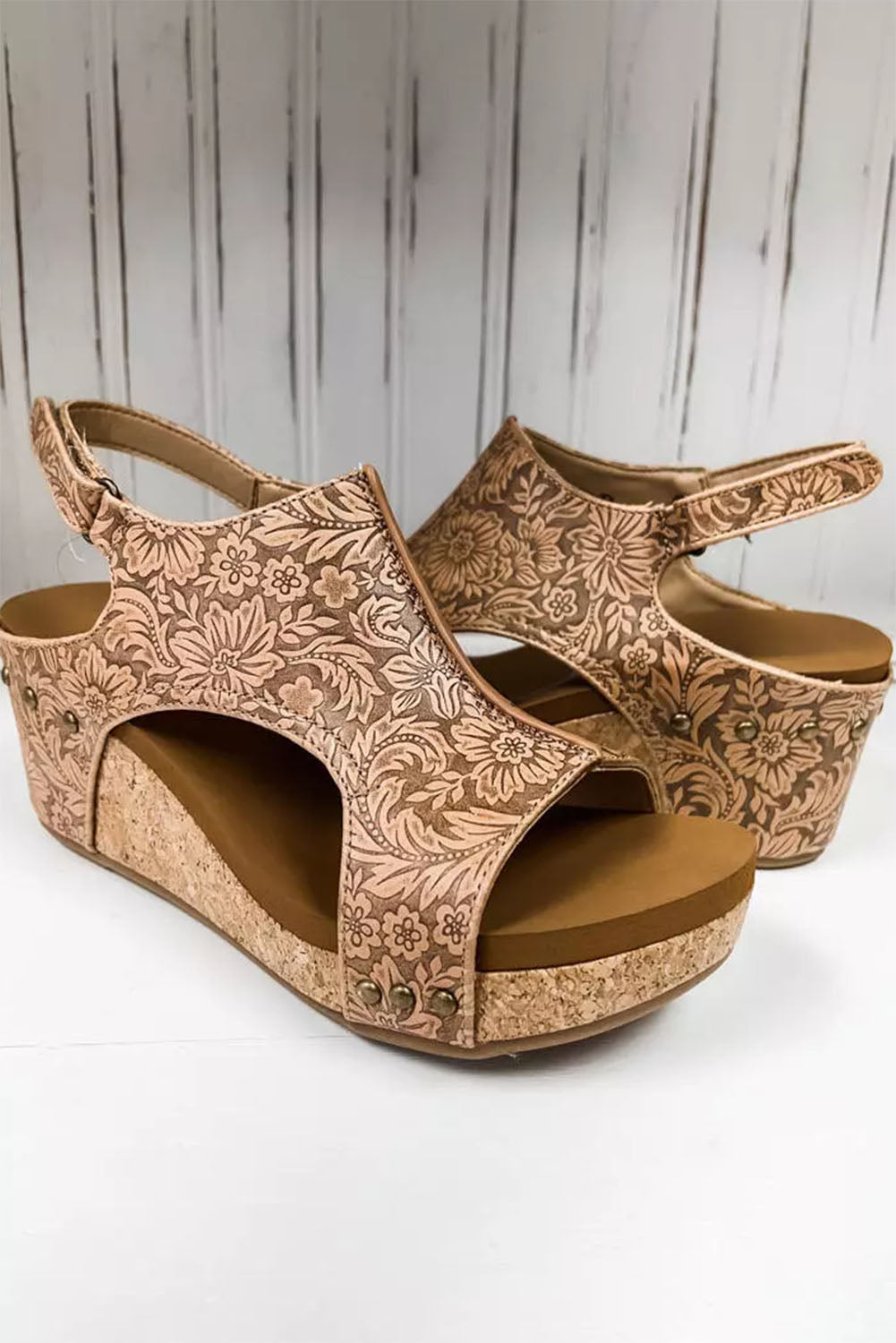 Brown Vintage Floral Leather Rivet Hollowed Platform Sandals-ECB